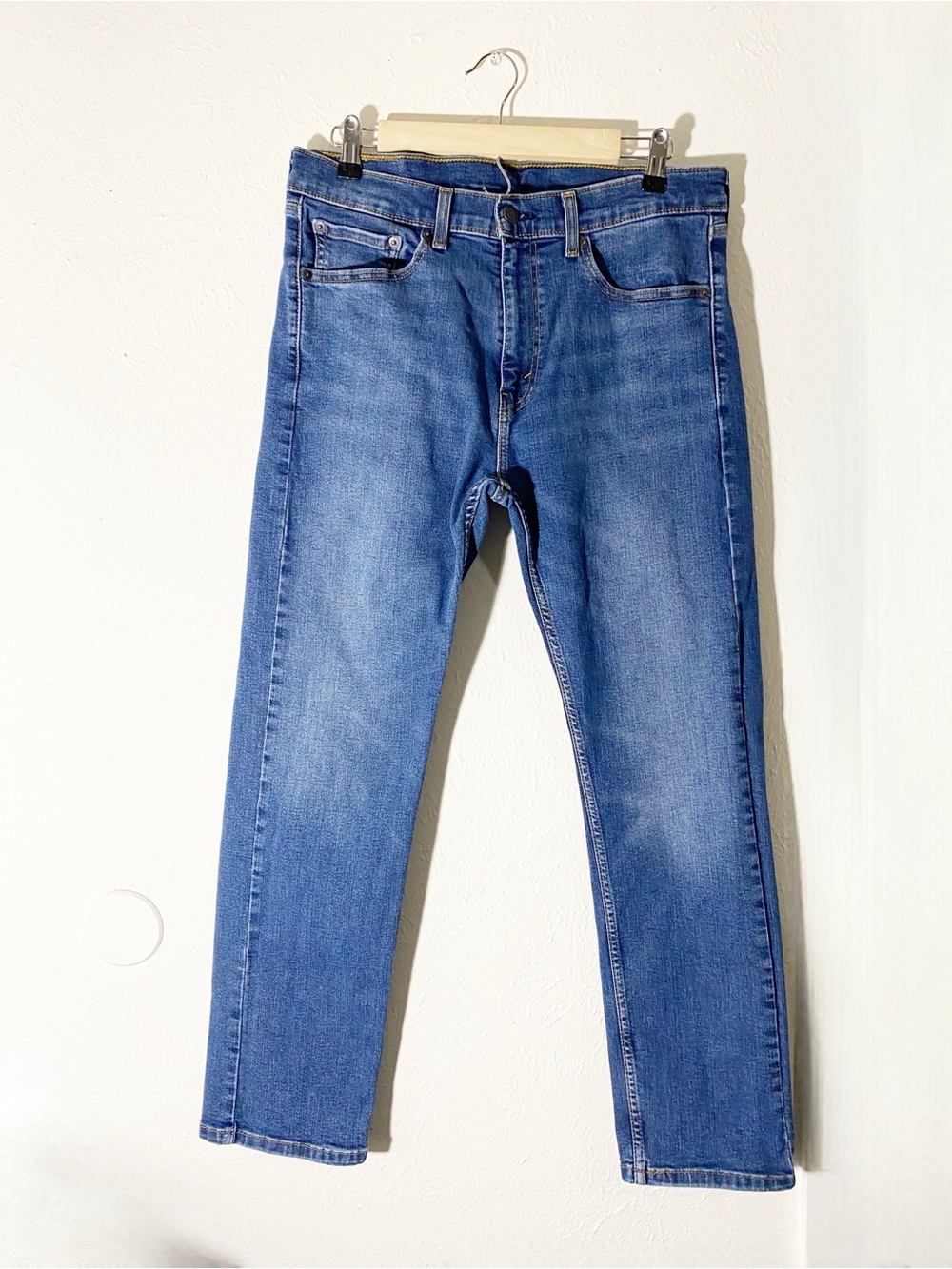 Levi's Men's 506 Straight Jeans 5-Pocket Logo Zip/Button  32x30